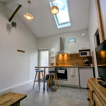 Le Boheme, Sauna & Spa Riorges Exteriör bild